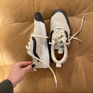 VANS PRO SKATE ULTRARANGE CREAM SHOES